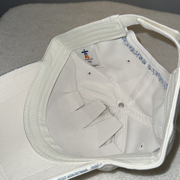 Olympic Baseball Hat 2010 - Picture 5 of 7